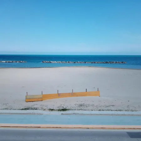 Fronte Mare Nuovo Beb Airone تْشيفيتانوفا ماركي
